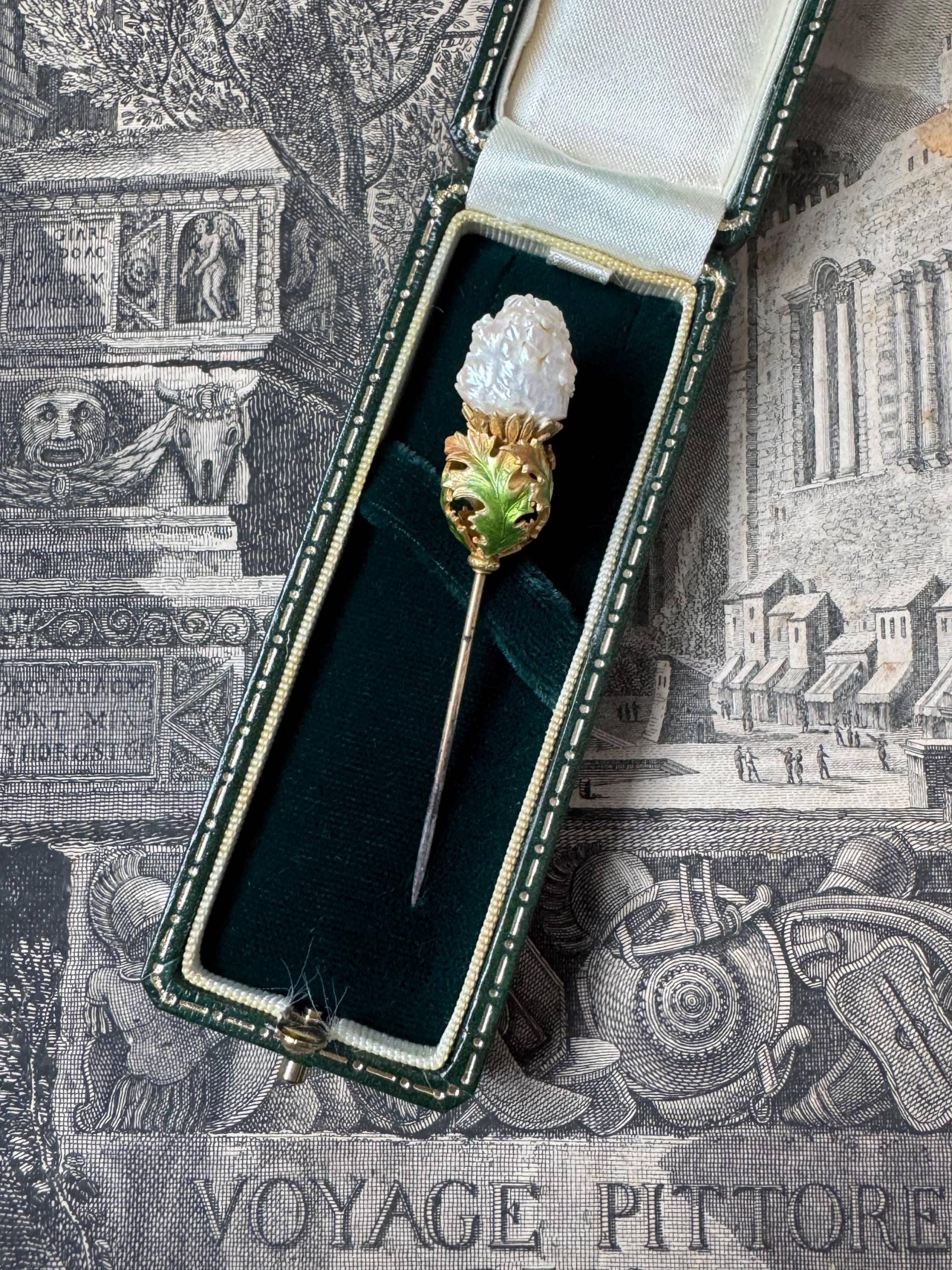 Krementz Jugendstil Barockperle Und Emaille Distel Krawattennadel Krementz Jugendstil Barockperle Und Emaille Distel Krawattennadel von ParkAvenueAntiques0