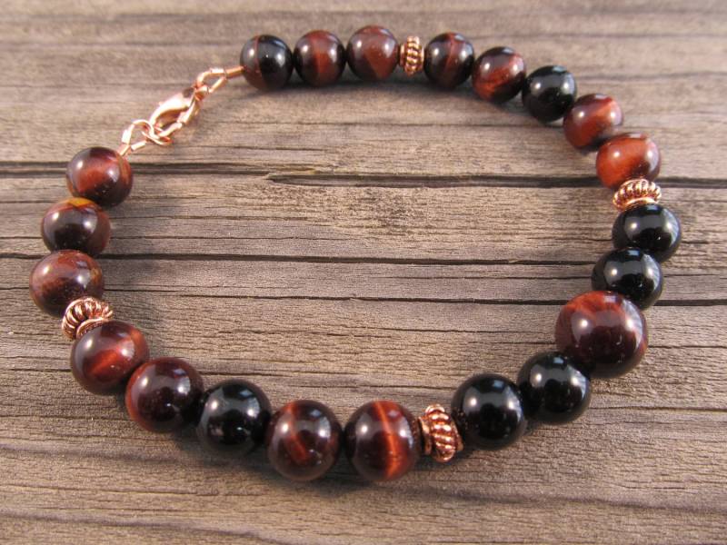 Herren Schwarzer Onyx Und Rote Tigerauge Armband in Kupfer von ParkerPendants