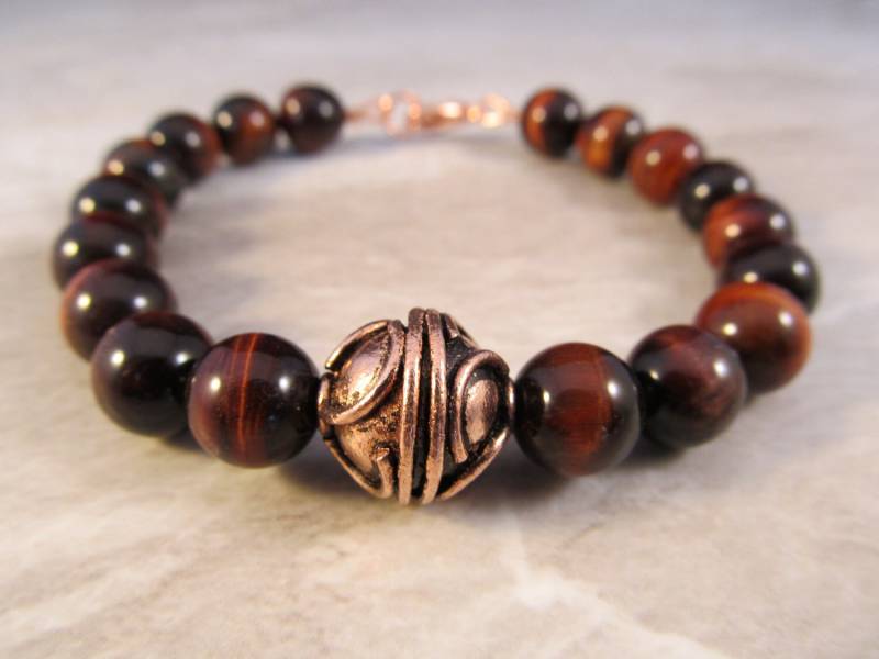 Mens Red Tiger Eye Armband in Antikisiert Kupfer Mit Handgefertigten Bali Bead von ParkerPendants