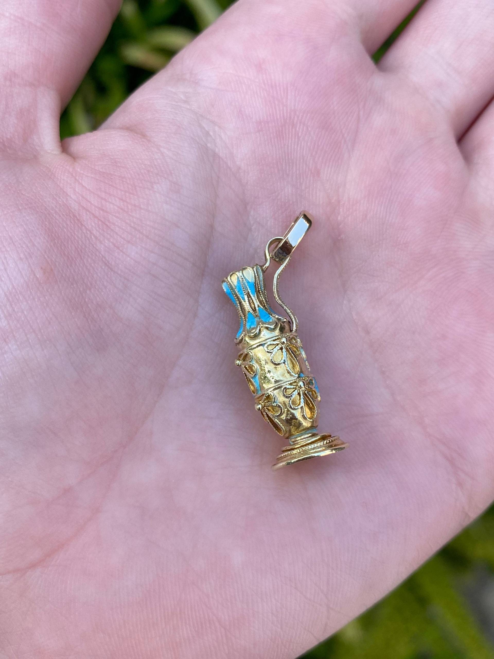 Vintage 18K Gelbgold Blau Emaille Vase Charm - Qualitäts Fine Estate Schmuck Echtes Gold Armband Halskette Anhänger von ParlayJewelry