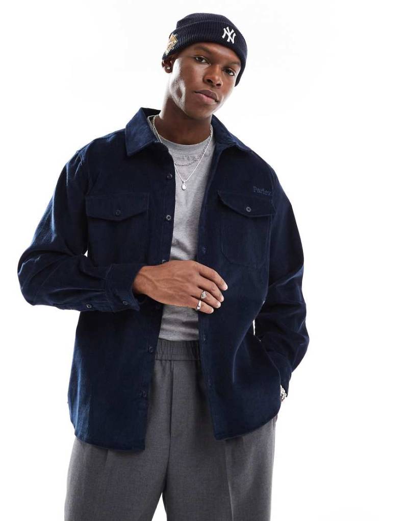 Parlez - Hinton - Langärmliges Cordhemd in Marineblau von Parlez