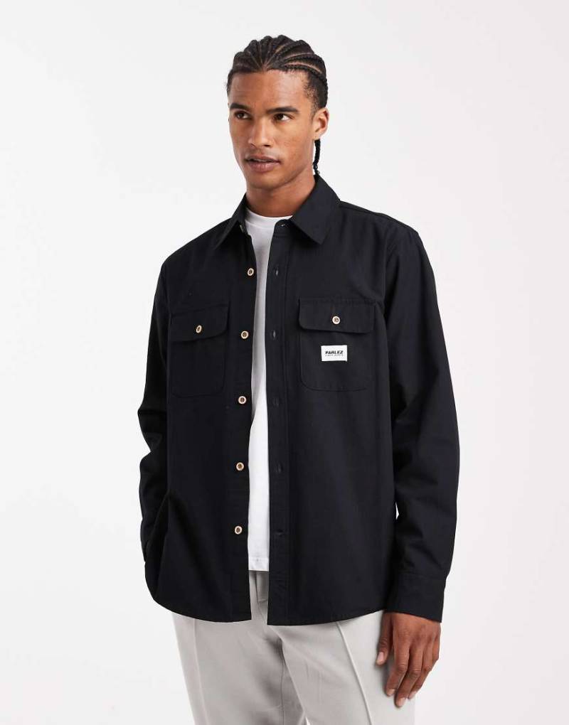 Parlez - Langärmliges, kastiges Relaxed-fit-Hemd in Schwarz mit Logo von Parlez