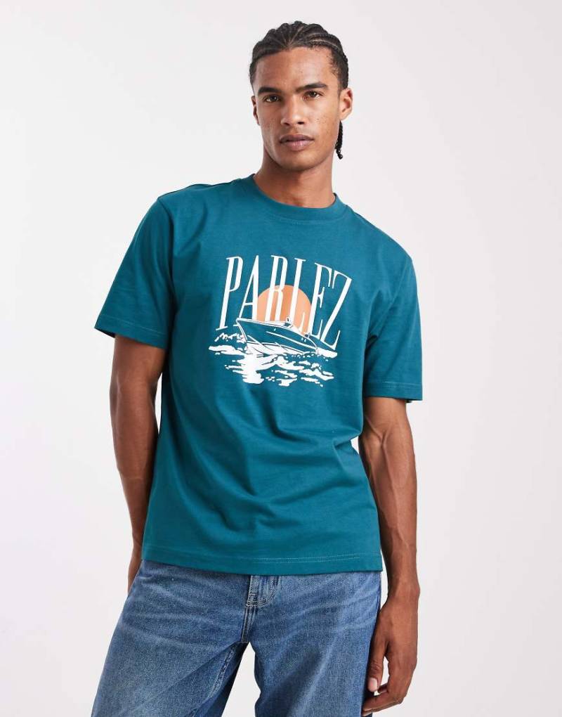 Parlez - T-Shirt in Blau mit Boot-Logografik im Siebdruckverfahren von Parlez