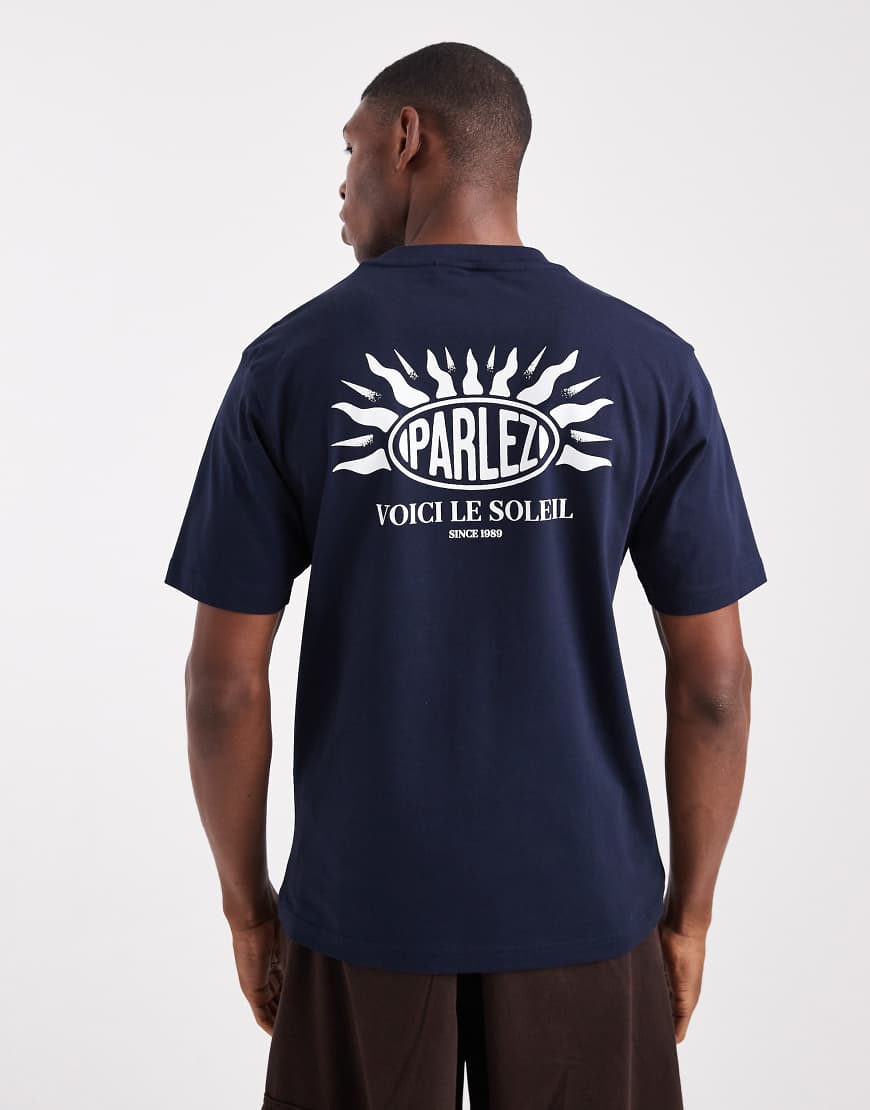 Parlez - T-Shirt in Marineblau mit Soleil-Logografik und Rückenprint von Parlez