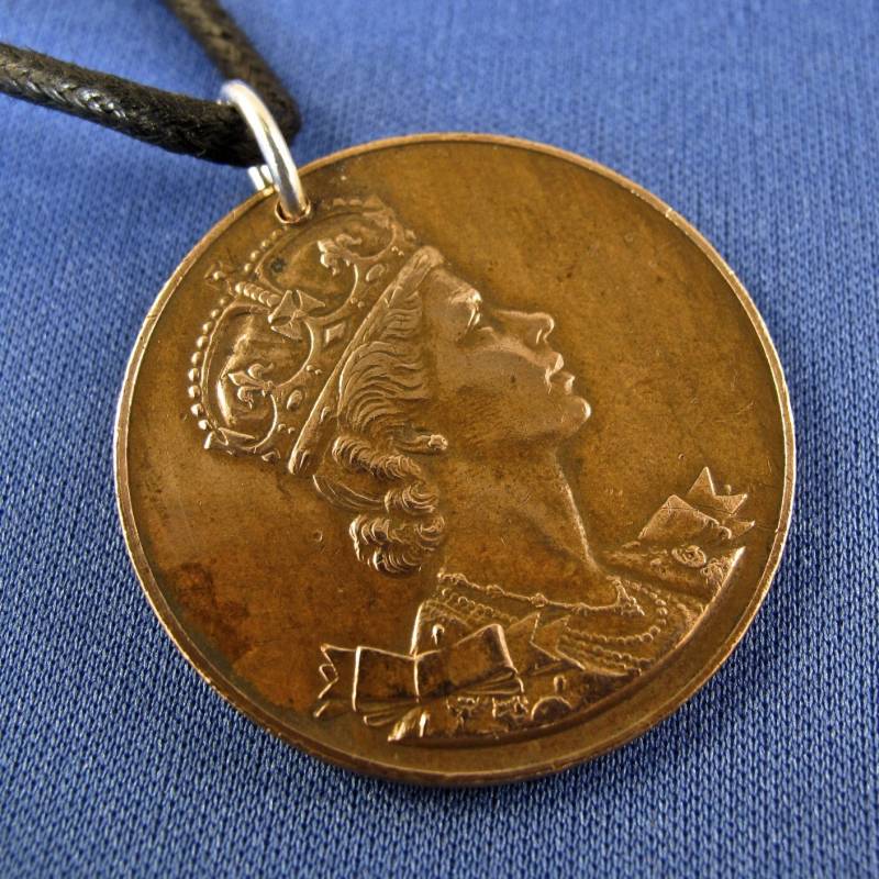 Kanada Krönung Queen Elizabeth Anhänger - Medaille Medaillon No.00300 von PartsForYou