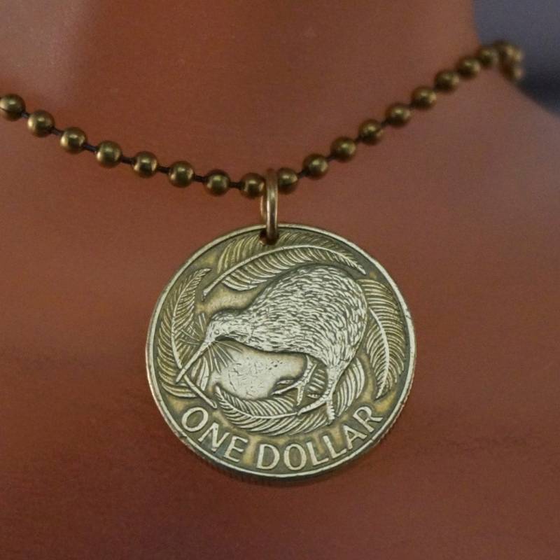 Neuseeland Münze Halskette. Kiwi Vogel Flugunfähiger Vogel. Vogelliebhaber . Natur Geschenk. Cecile Stewart Nr.001664 von PartsForYou