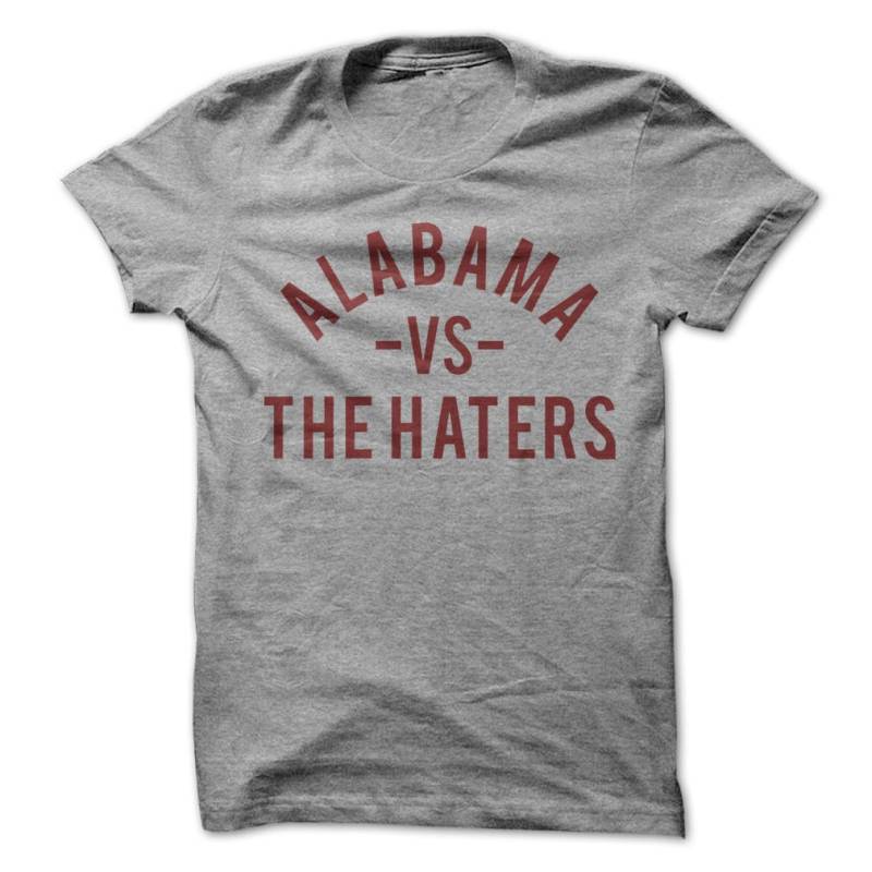 Alabama Vs. The Haters T-Shirt Design - Heather Grey Shirt Mit Burgunder Print von PartyUgly