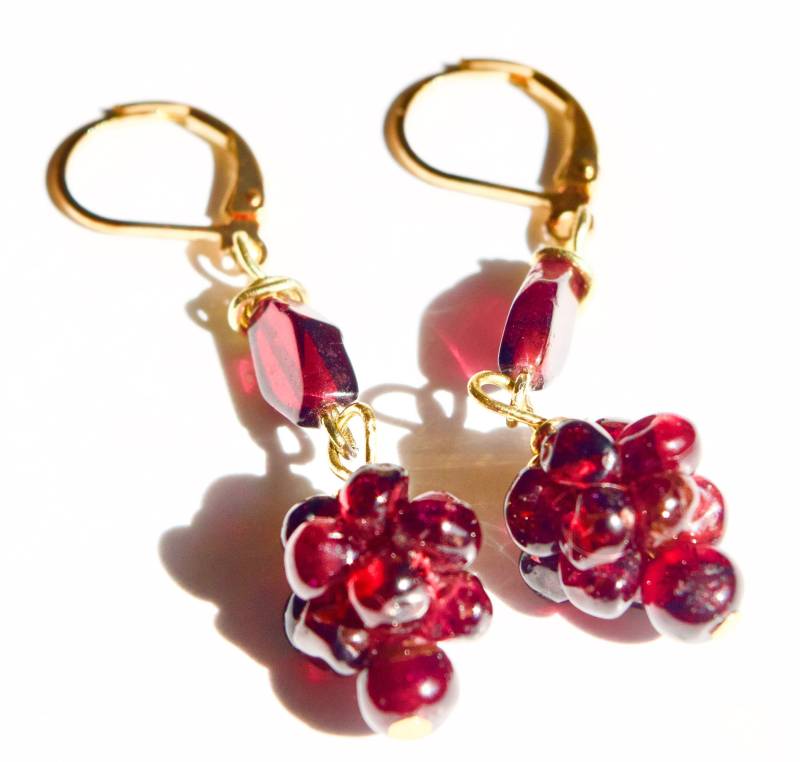 Rhodolith Granat Perlen Ohrringe von Paruco