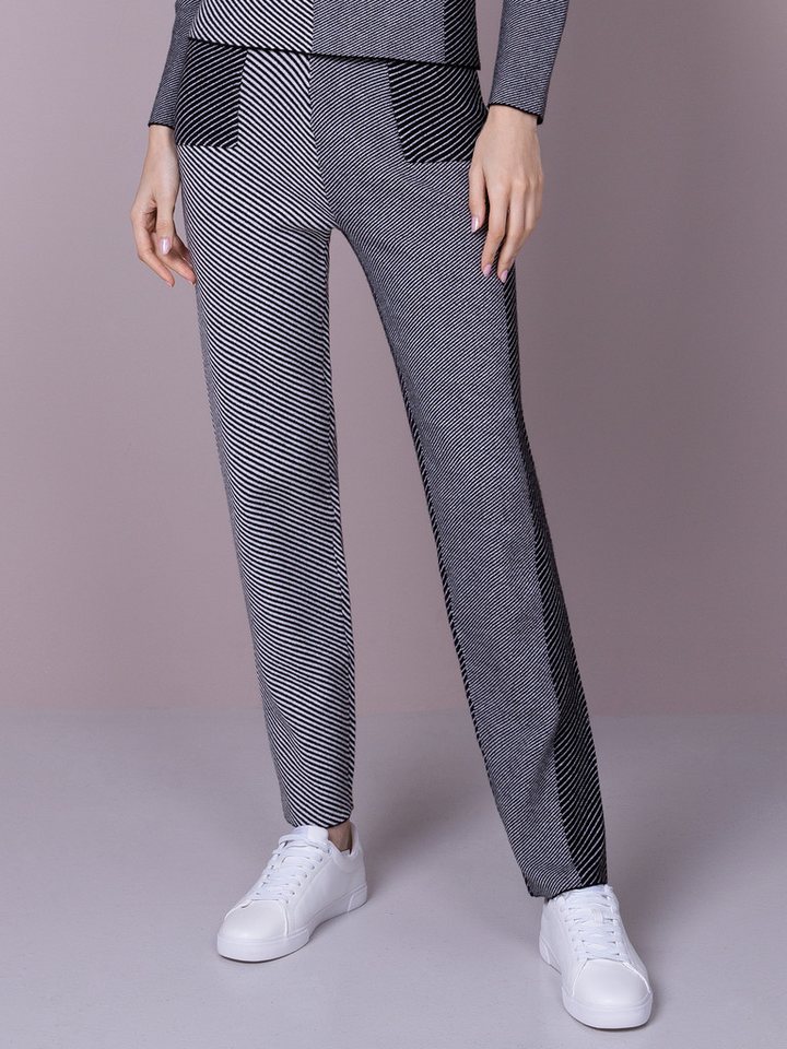 Passioni Strickhose mit modischem Kontraststreifen-Muster von Passioni