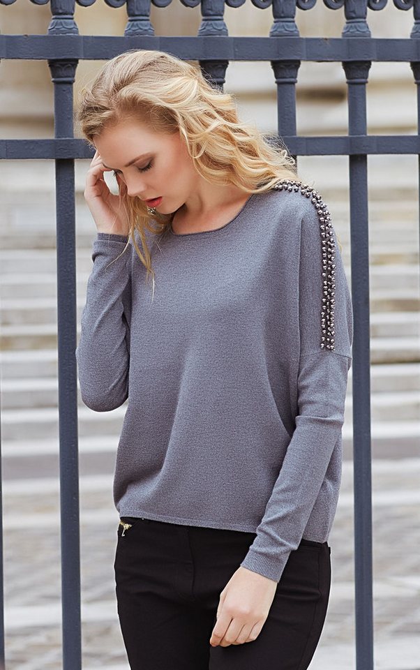 Passioni Strickpullover mit leicht lockerer Passform und Perlendetails an den Ärmeln von Passioni
