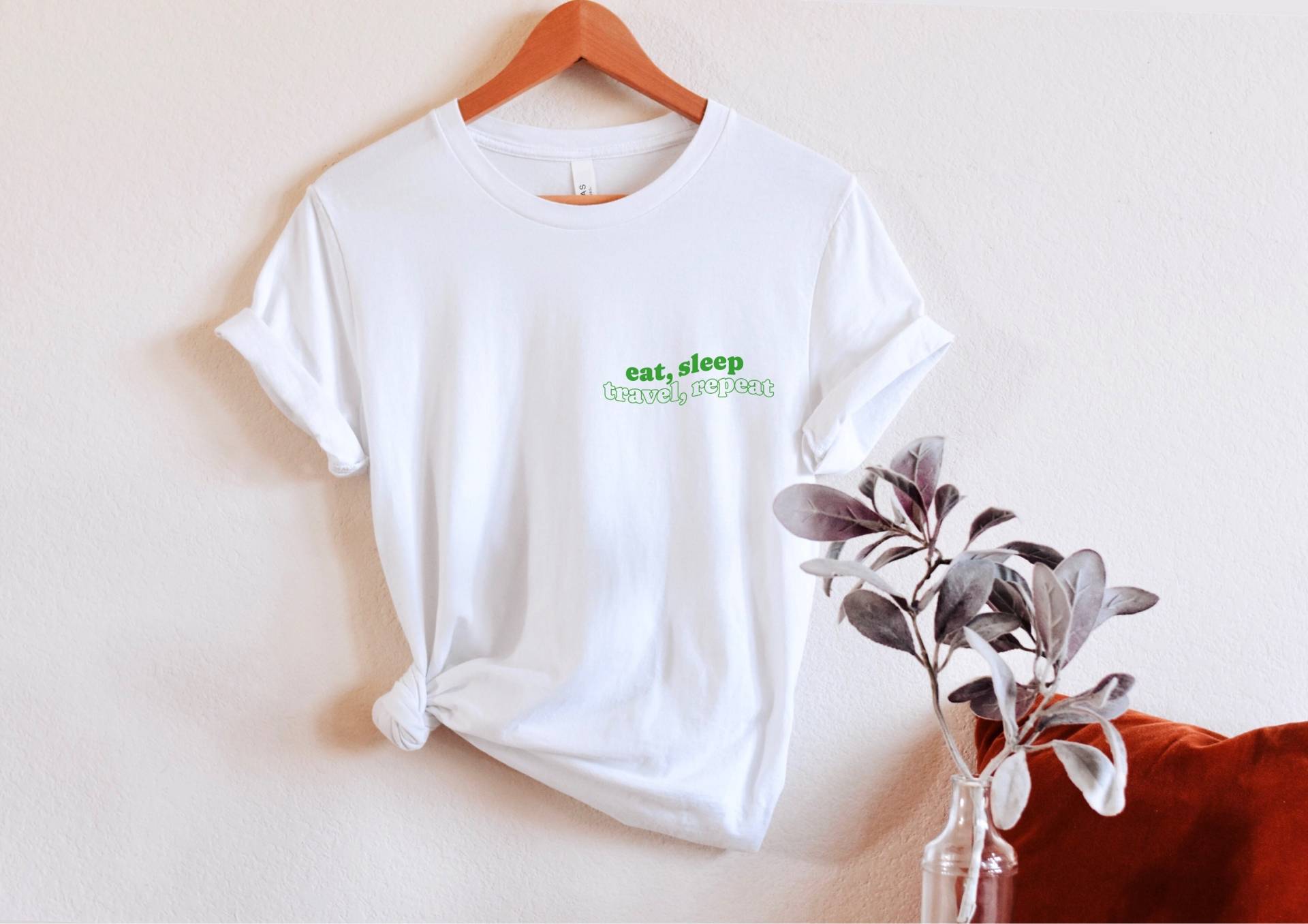 Eat Sleep Travel Repeat T-Shirt, T-Shirt, Lover Shirt, Gift For Travelers, I Love To Travel, Addict Shirt Eat Sleep Travel Repeat T-Shirt, T-Shirt, Lover Shirt, Gift For Travelers, I Love To Travel, Addict Shirt von PassportWanderers