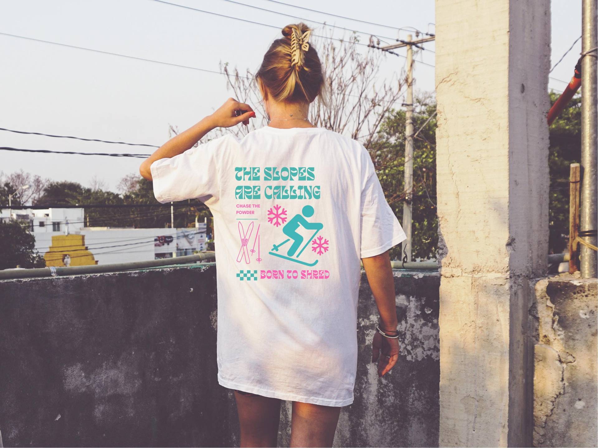 The Slopes Are Calling Shirt, Ski T-Shirt Herren Damen, Retro Look, Wintersport Geschenk Skifahrer von PassportWanderers