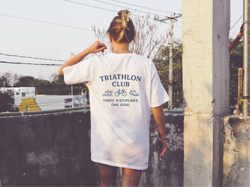 Triathlon Club Shirt, T-Shirt Herren Damen, Sportshirt, Three Disciplines One Goal, Fitness Geschenk von PassportWanderers