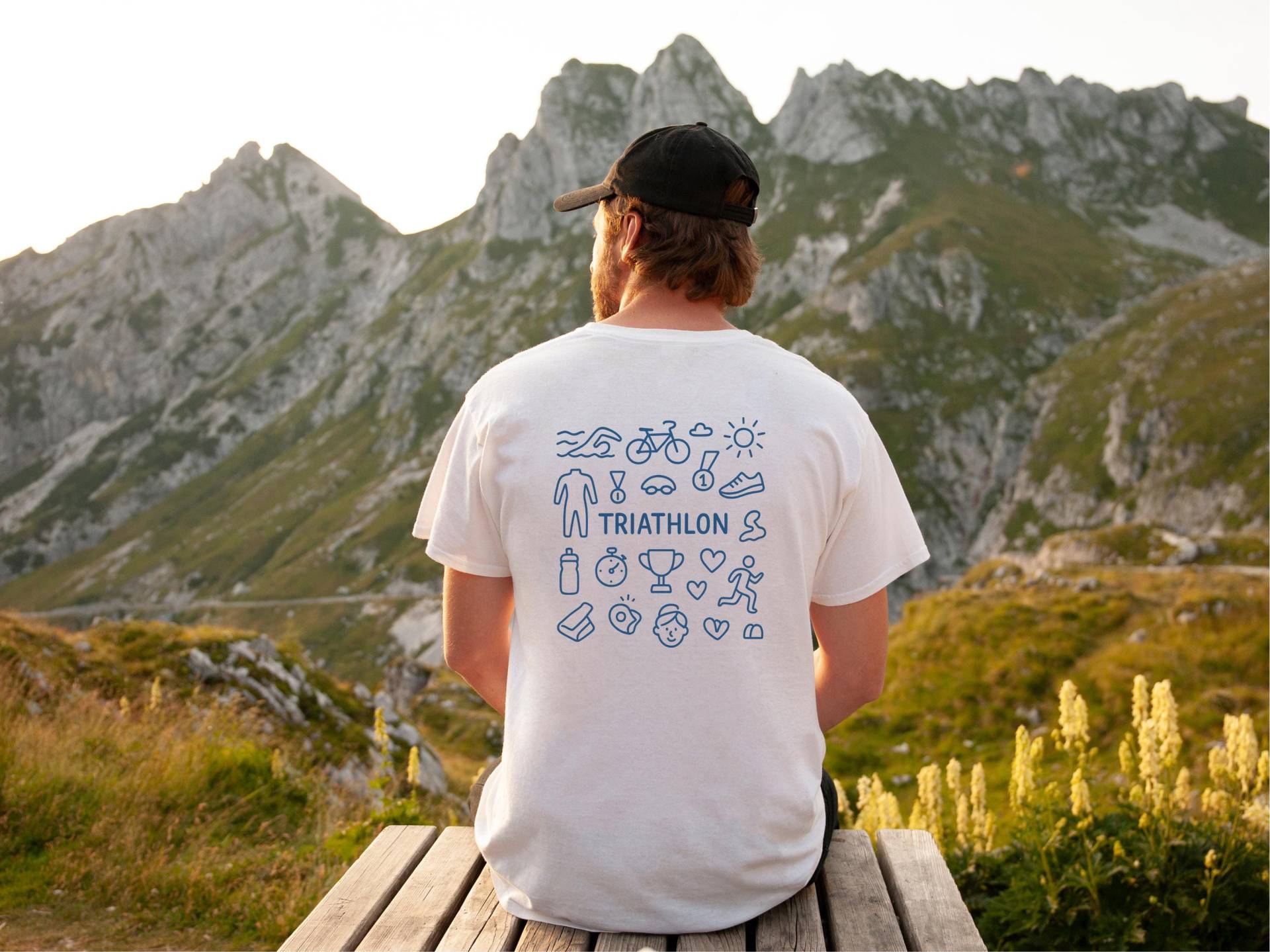 Triathlon T-Shirt, Tshirt, Shirt, Triathlet Swim Bike Run, Sport Geschenk Triathlon T-Shirt, Tshirt, Shirt, Triathlet Swim Bike Run, Sport Geschenk von PassportWanderers