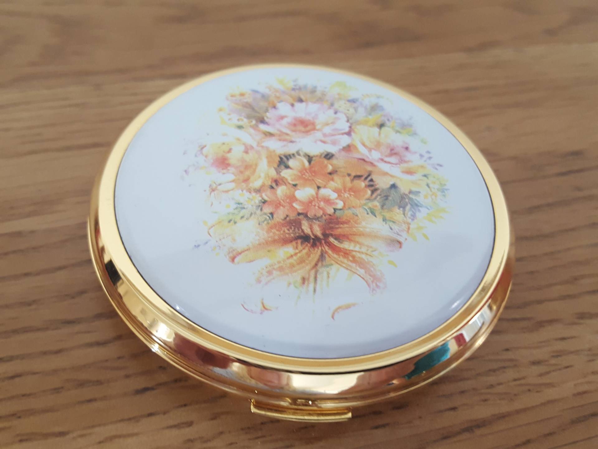 Vintage Stratton Powder Compact, Gesichtspuder, Make Up, Damen Schönheit, Toilettenartikel, Eitelkeit von PastNFutureUK