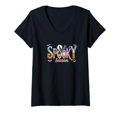 Damen Spooky Season Bunte Halloween Schrift mit Geist Katze Kürbis T-Shirt mit V-Ausschnitt von Pastel Spooky Vibes