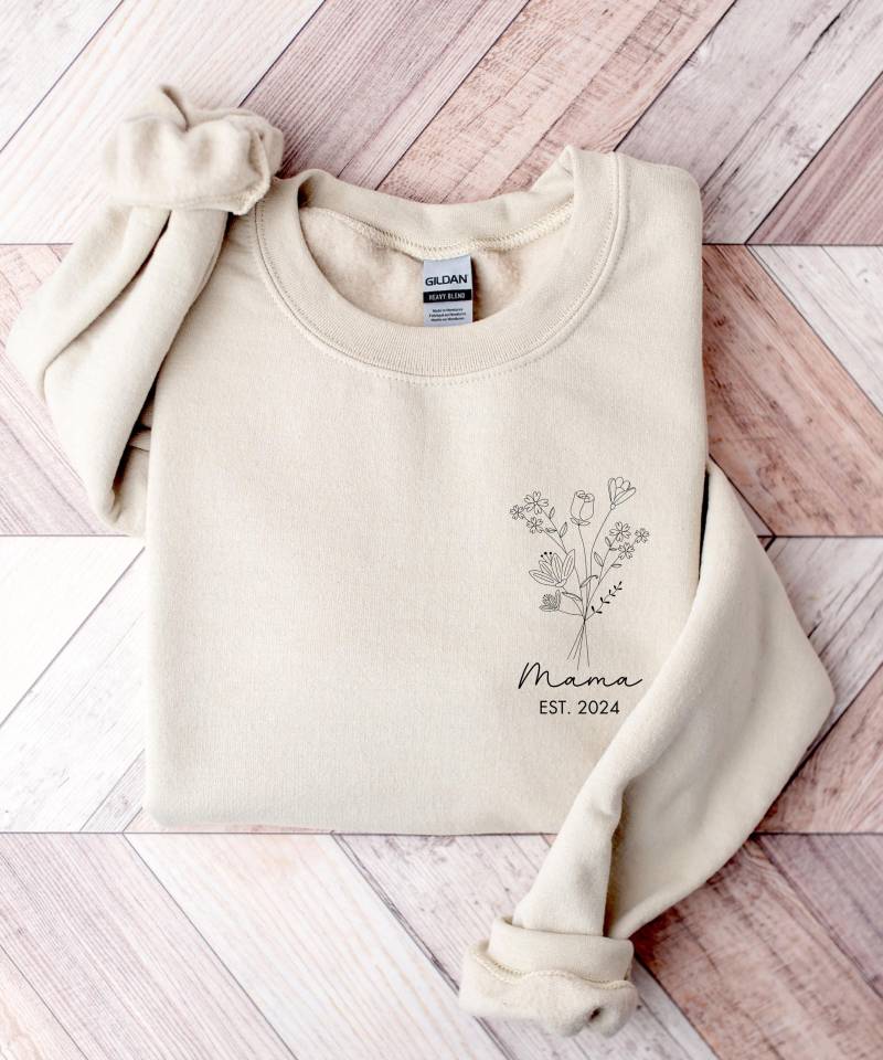 Mama Shirt Mit Est. Datum Oder Name | Muttertag Geschenk Personalisierter Pullover Personalisiertes von PastelLoveDesign
