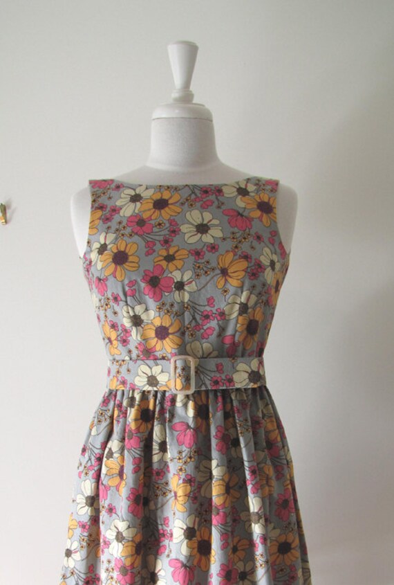 1950Er Jahre Kleid Im Vintage-stil von PastimeClothing