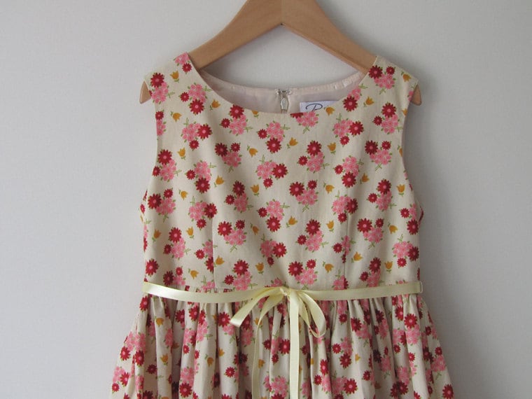 4/4cm Mädchenkleid von PastimeClothing