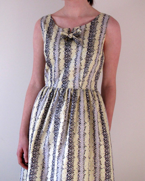 Tageskleid Im Stil Der 1960Er Jahre von PastimeClothing