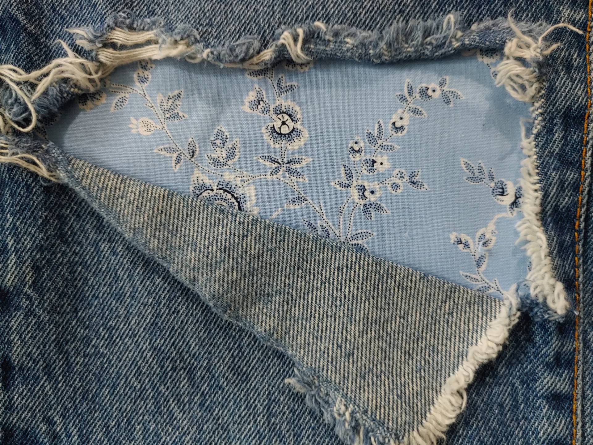 Blumen Rebe Auf Blau Patch Zum Aufnähen, Aufbügler Für Jeans, Einfach Anzubringen, Jeans Reparatur, Stoff Flicken, Handgemacht von PatchBuzz