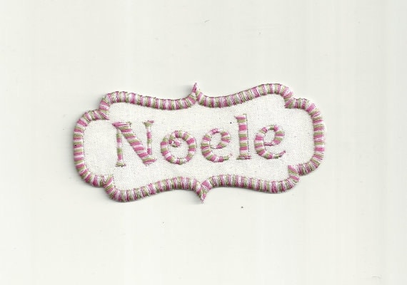 Dein Name in Einem Rahmen 3, Variegierte Fäden. Maßanfertigung Ap41 von PatchNation