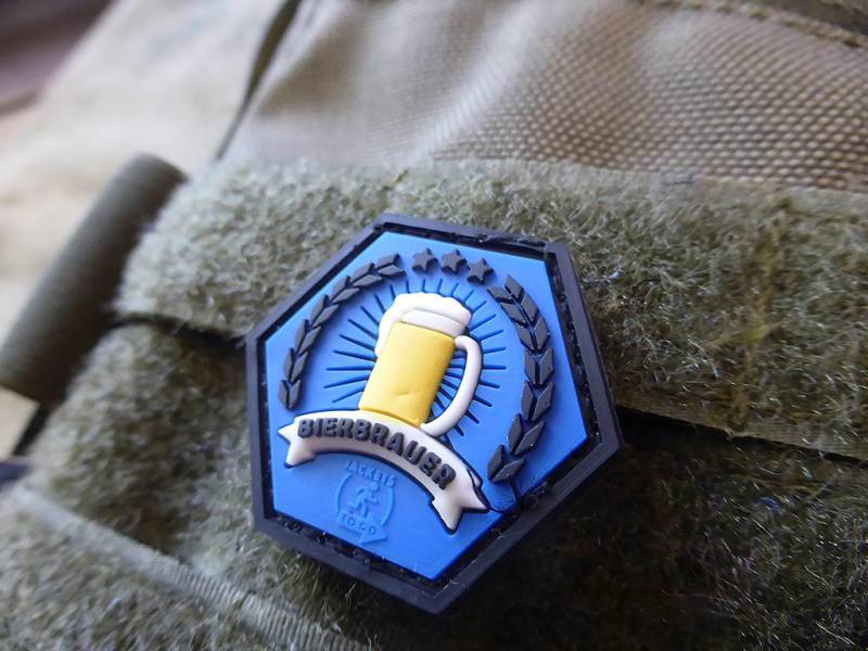 Bierbrauer, Hexagon Patch, Bierbrauerblau/3D Rubber Hexpatch von PatchSnatchedShop