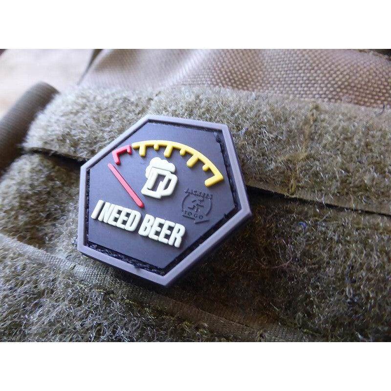 I Need Beer, Hexagon Patch, Gid, 3D Rubber Hexpatch von PatchSnatchedShop