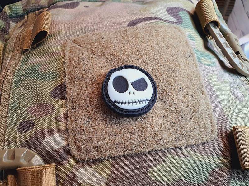 Nightmare Smile, Patch Small, Gid | Glow in The Dark, 3D Rubber von PatchSnatchedShop