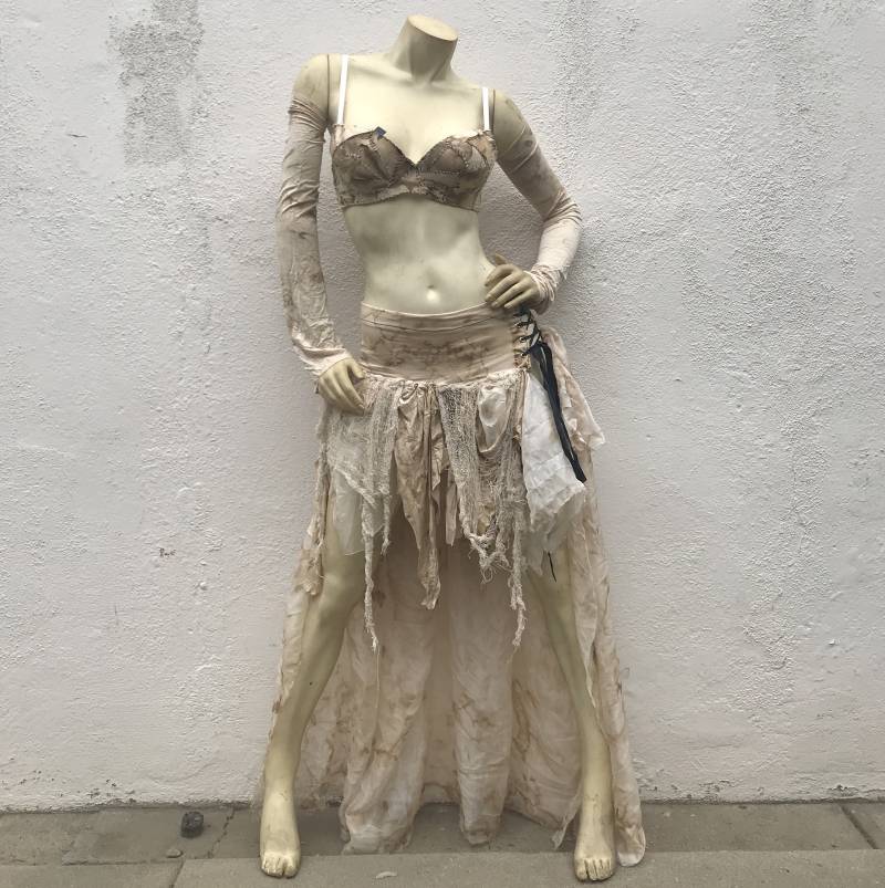 Wasteland Kostüm - Korsett Rock Gothic Outfit- Apocalyptic Outfit Hand Gefärbt Halloween Made To Order Kleidung von PatchedJester