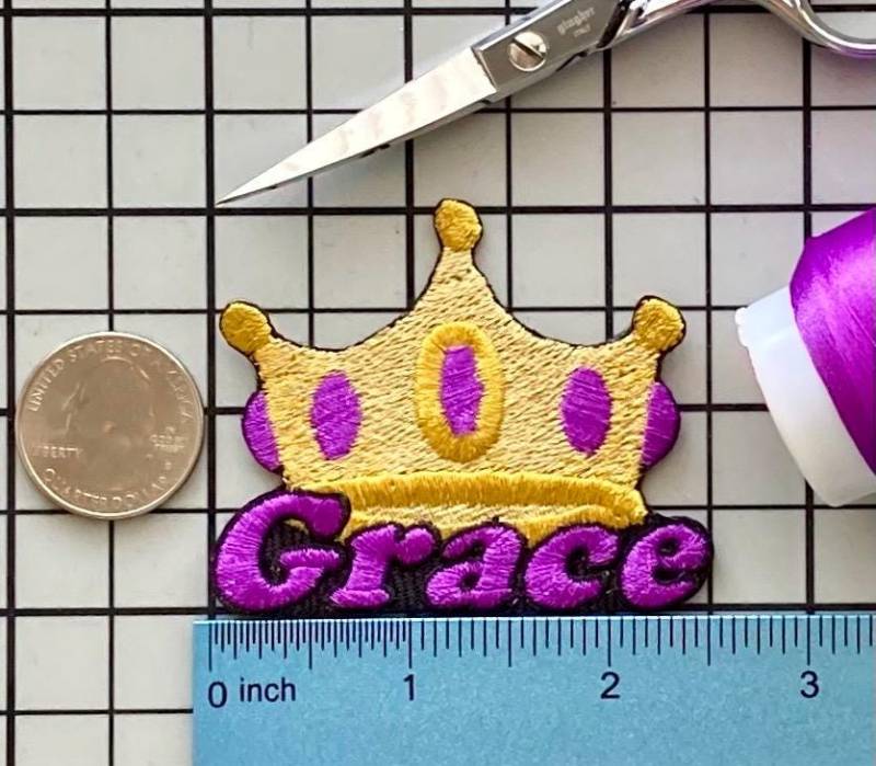 Personalisierter Kronen Aufnäher Individuell Gestickte Applikation Zum Aufbügeln Personalisierter Kronen Aufnäher Individuell Gestickte Applikation Zum Aufbügeln von PatchesByLauren