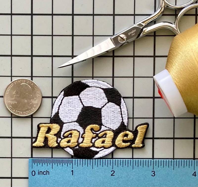 Personalisierter Fußball Aufnäher Individuell Gesticktes Bügelbild von PatchesByLauren