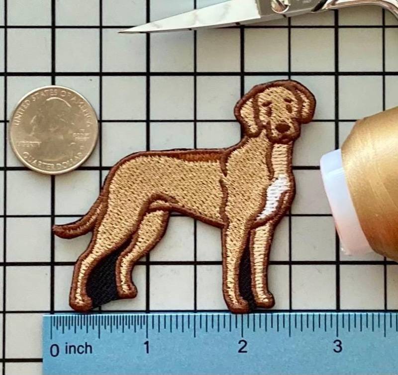 Rhodesian Ridgeback Hund Aufnäher Zum Aufbügeln Ohne Namen von PatchesByLauren
