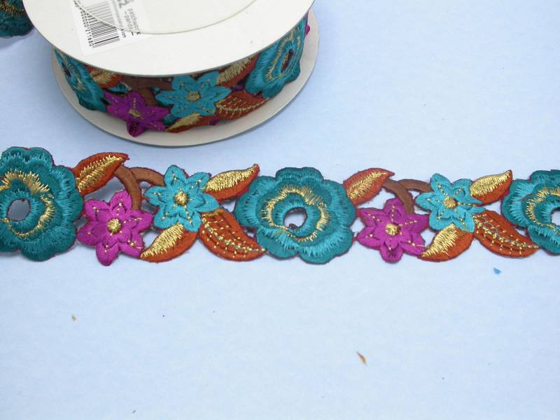 Gestickte Blumen Saree Borte, Aufbügler - 2 "Breit von PatchworkPandaTrims