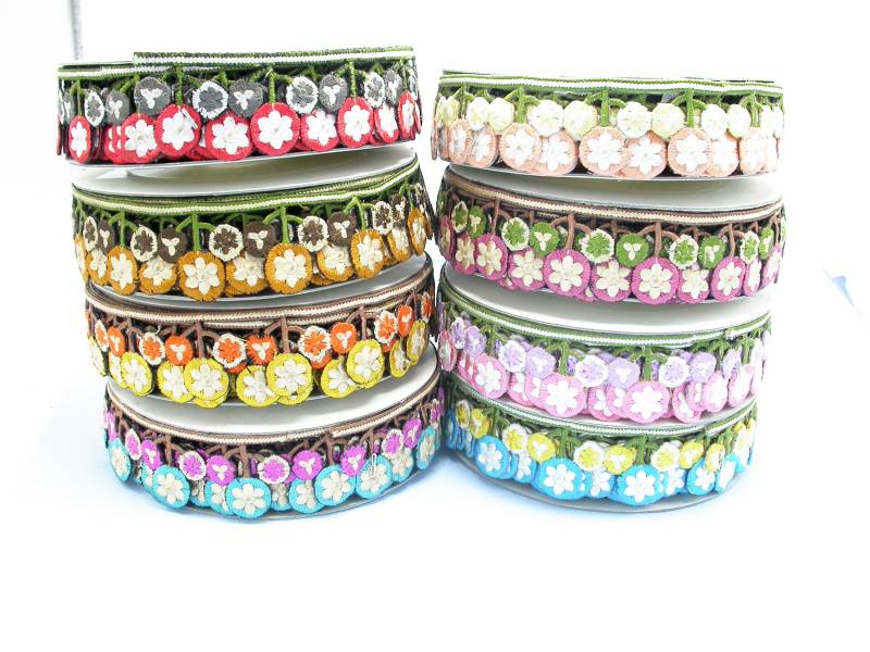 Gestickte Blumenborte, Bordüre Zum Aufbügeln von PatchworkPandaTrims