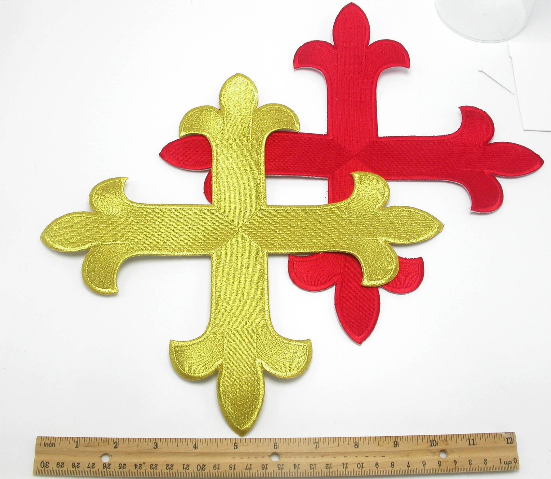 Großes Kreuz - Bügelbild Bestickte Applikation 304mm | 304mm Ca Großes Kreuz - Bügelbild Bestickte Applikation 304mm | 304mm Ca von PatchworkPandaTrims