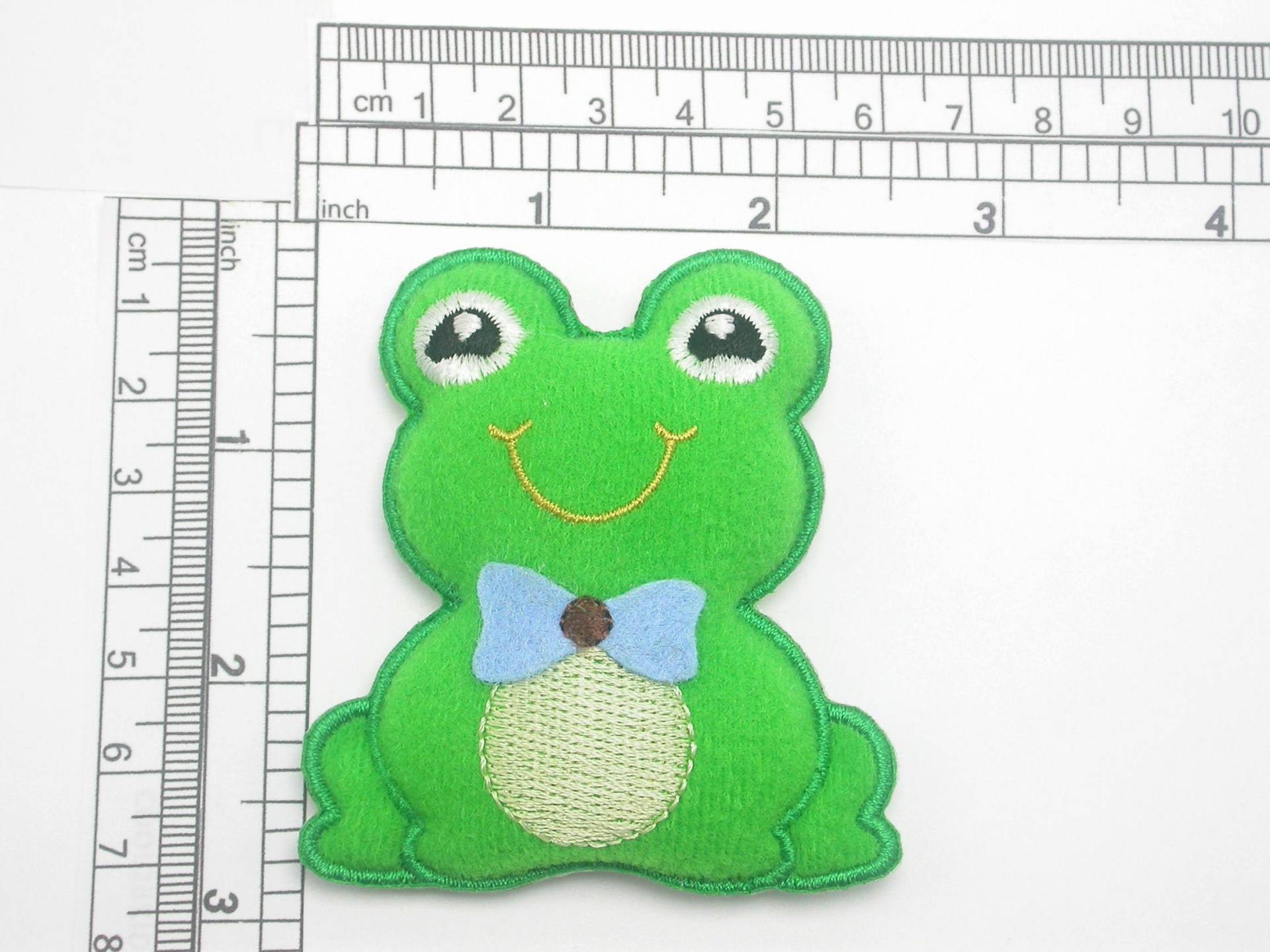 Puffy 3D Frosch Aufbügler - Gestickter Filzaufnäher von PatchworkPandaTrims