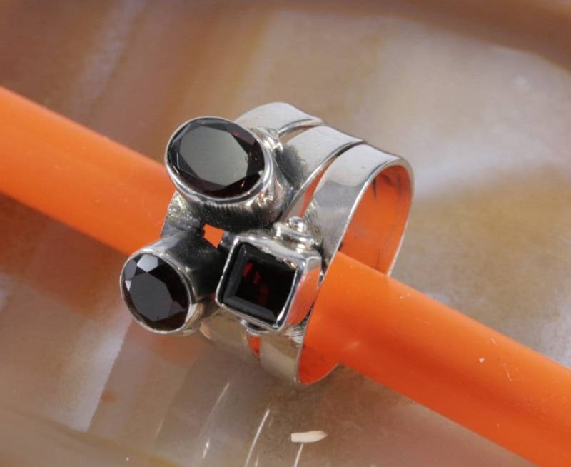 Garnet & 925 Sterling Silver, Ring Garnet & 925 Sterling Silver, Ring von Patmoo