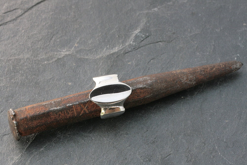 Silver Ring For The Day Silver Ring For The Day von Patmoo