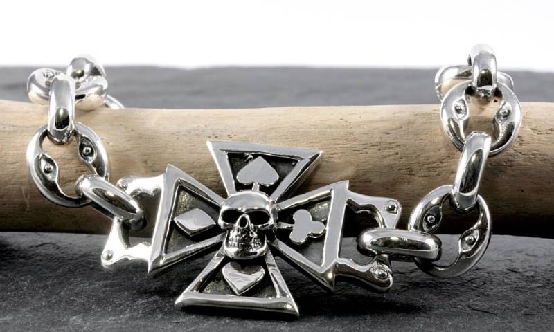 Skull, Iron Cross, Bracelet, 925 Sterling Silver von Patmoo