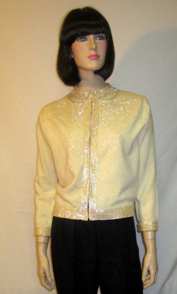 50Er Jahre Weißer Perlen - Und Pailletten-Abendpullover/strickjacke | Hongkong von PatriciaJon