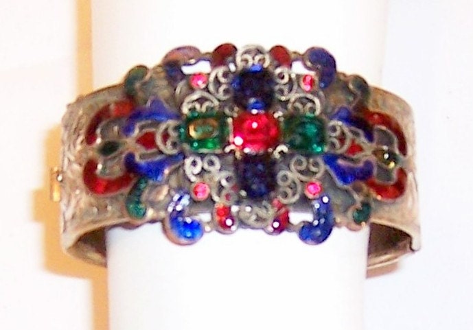 Wunderschöne Gold-Toned Scharnier Armband Mit Emaillework von PatriciaJon