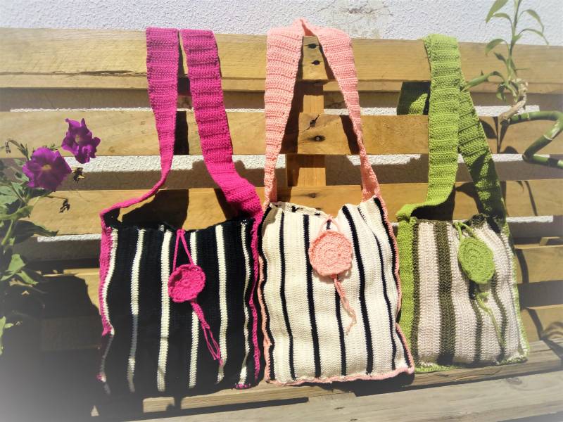 Gehäkelte Sommertasche, Tragetasche, Boho Schultertasche, Streifentasche, Geschenk Für Sie, Hippie Damenmode von PatriciaMatiasShop