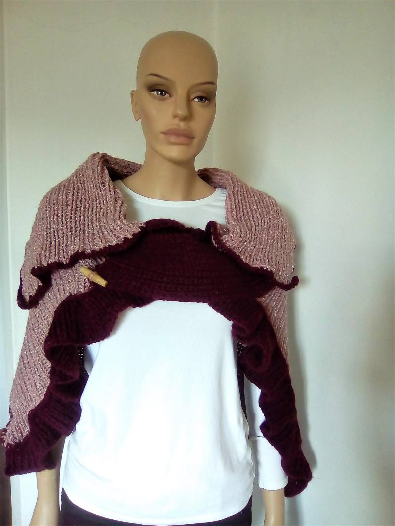 Lila Und Rosa Weiches Gestricktes Dreieckstuch, Handgemachter Weinroter Umhang, Frauen Gestrickter Mantel, Geschenk Für Sie, Multiförmiges von PatriciaMatiasShop