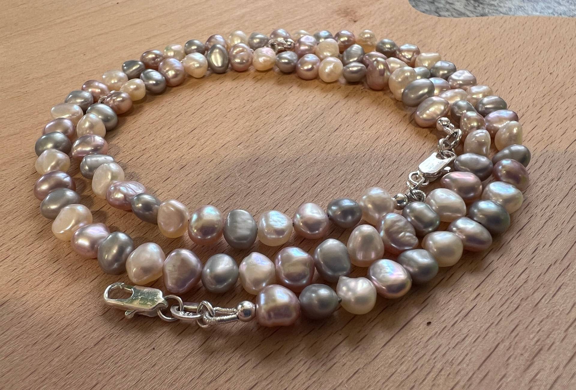 Multicolor in Pastell Interpretiert Süßwasser Zuchtperlen Kette Und/Oder Armband von PatsPerlenstube