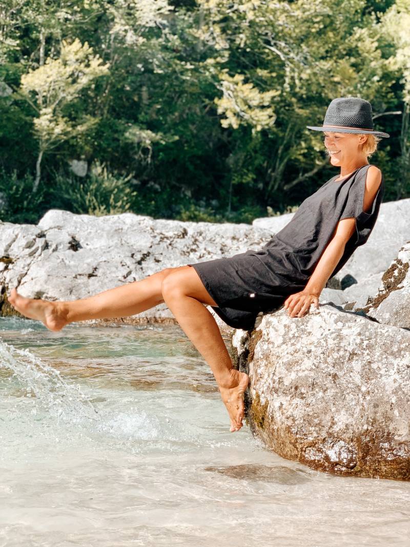 Offene Schultern Tunika | Schwarze Einheitsgröße Freizeit Bekleidung von PatsyClothing