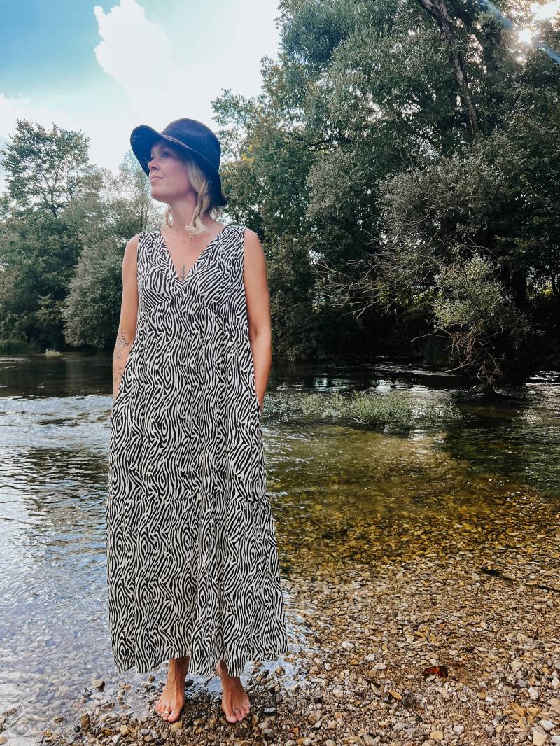 Viskose Maxikleid Ärmelloses Block Print Sommerkleid Mit Taschen von PatsyClothing