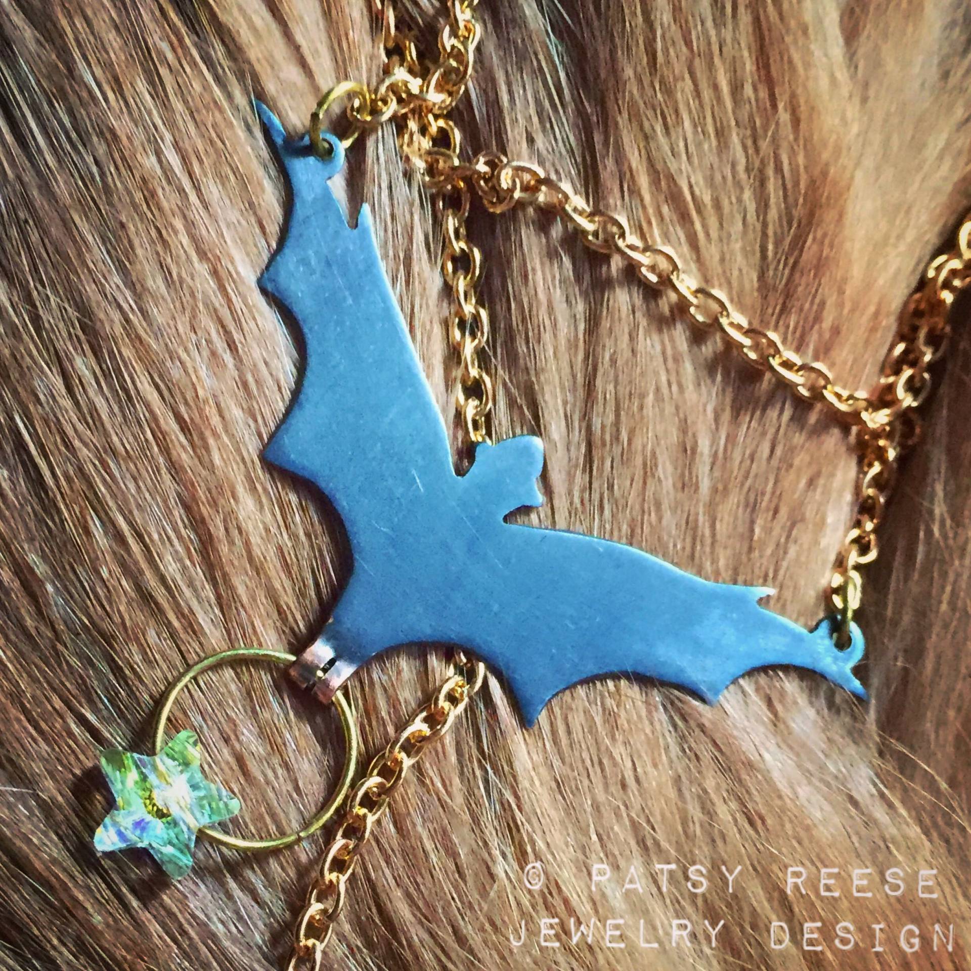 Fledermaus Im Flug Fledermaus Im Flug von PatsyReeseJewelry