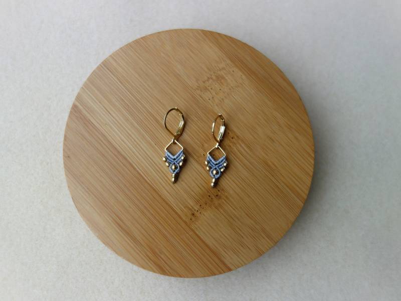 Filigrane Ohrringe "Diamant " in Mikromakramee Mit Messingelementen, Messing-Ohrringe, Zarte Handgefertigt, Makramee-Ohrringe von PattyStyleSchmuck