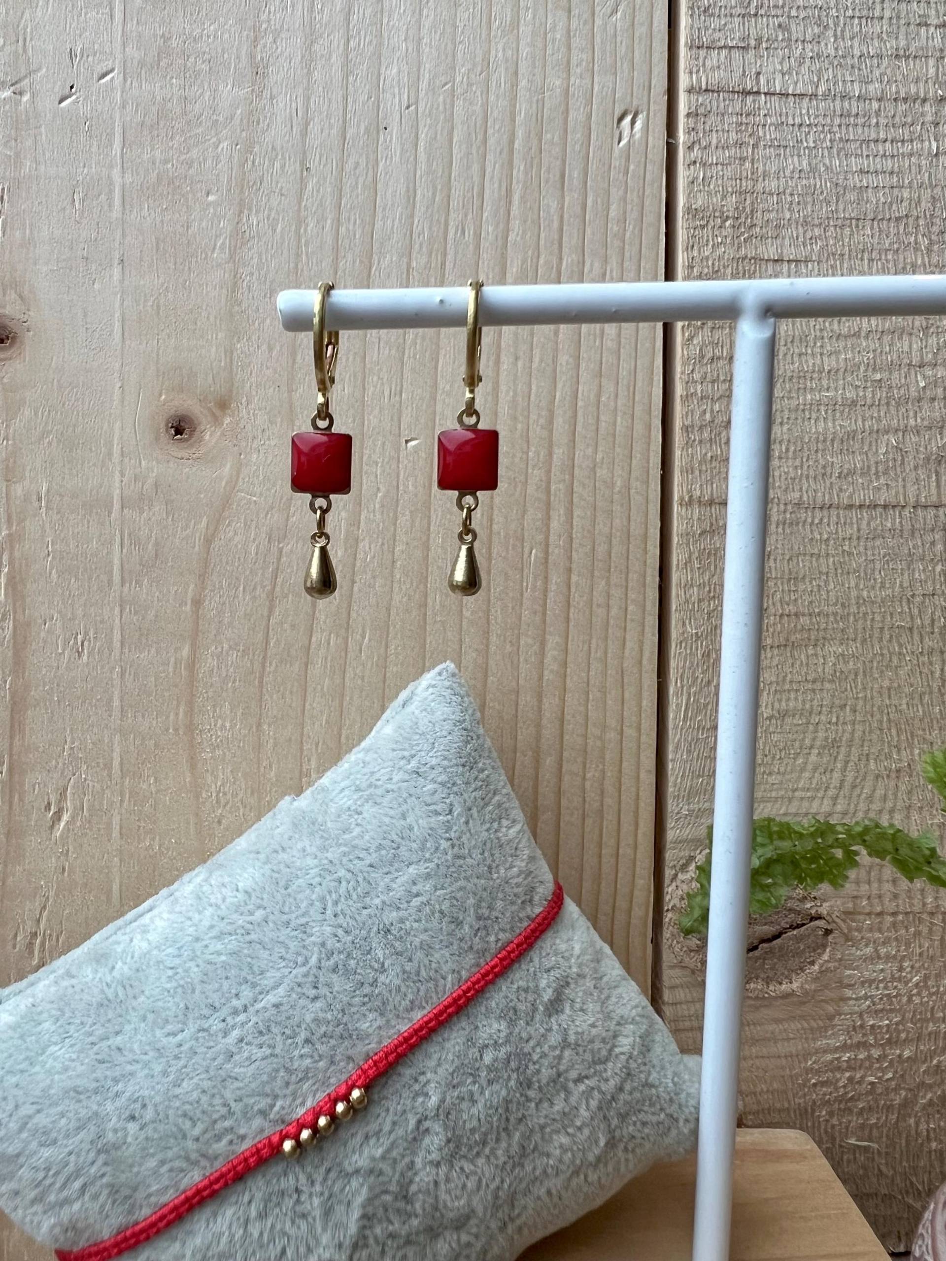 Set, Zierliche Ohrhänger Aus Messing Mit Emaille-Viereck U Filigranem Armband in Rot, Tropfen, Quadrat, Vintage-Schmuck, Boho, Ethno, Ibiza von PattyStyleSchmuck